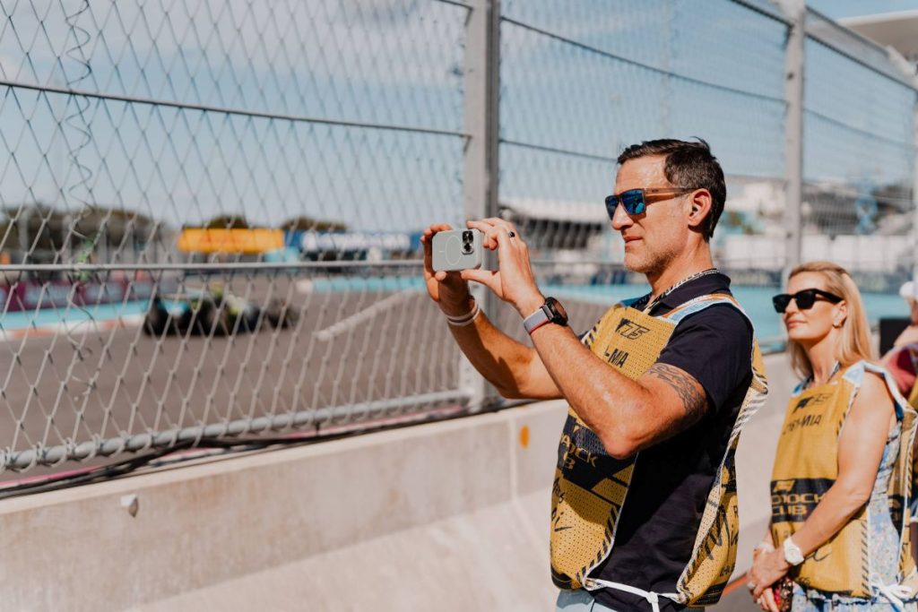 F1E F1 Garage 2025 Miami Photo Safari 12