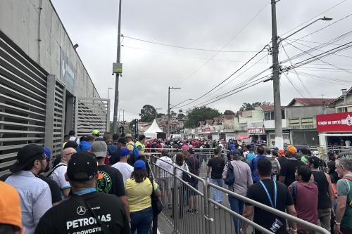 2024_Brazilian_GP_Metro_to_Interlagos_Adam_3911