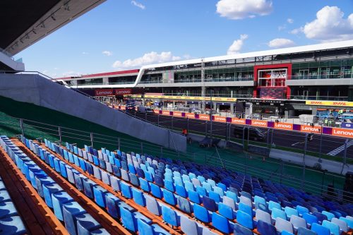 Grid_1_Grandstand_Hungaroring_Sectors_A-B_06482