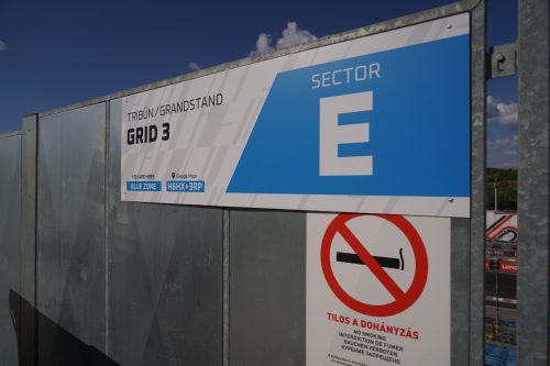Grid_3_Grandstand_Hungaroring_Sector_E_06543