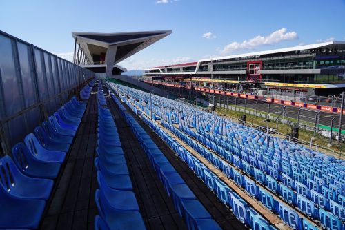Grid_3_Grandstand_Hungaroring_Sectors_A-B_06525