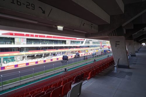 Hungaroring_Grandstand_Sectors_E-F_06352