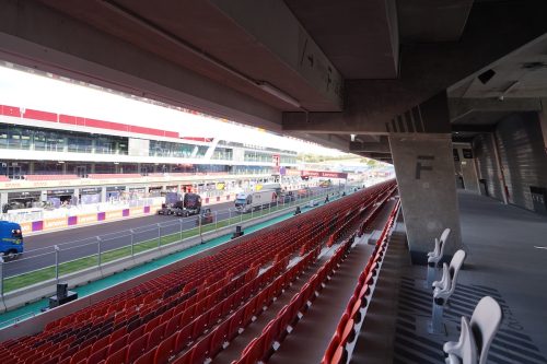 Hungaroring_Grandstand_Sectors_E-F_06353