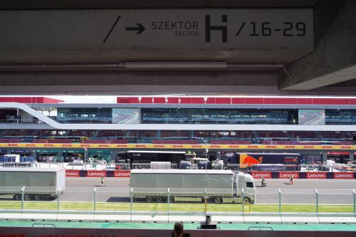 Hungaroring_Grandstand_Sectors_H-J_06176