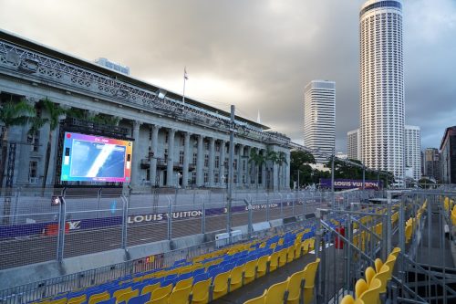 Singapore_GP_Padang_Grandstand_Section_B5_R14 S21 (8)