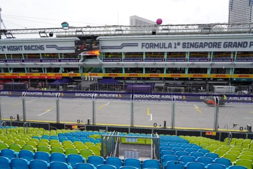 Singapore_GP_Pit_Grandstand_Section_A10_08861