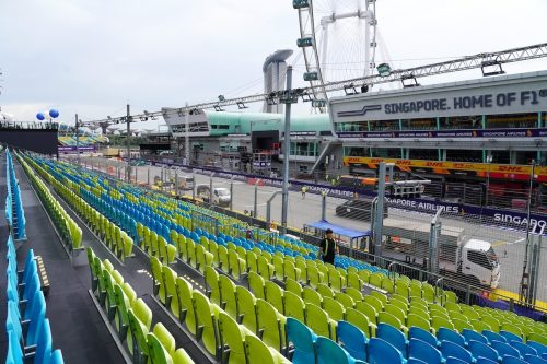 Singapore_GP_Pit_Grandstand_Section_A8_08817