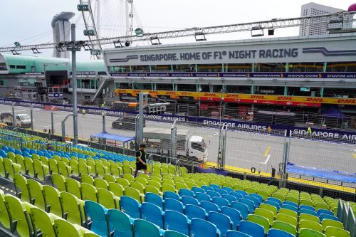 Singapore_GP_Pit_Grandstand_Section_A8_08818