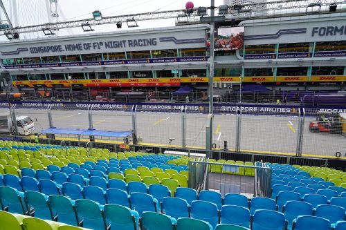 Singapore_GP_Pit_Grandstand_Section_A9_08838