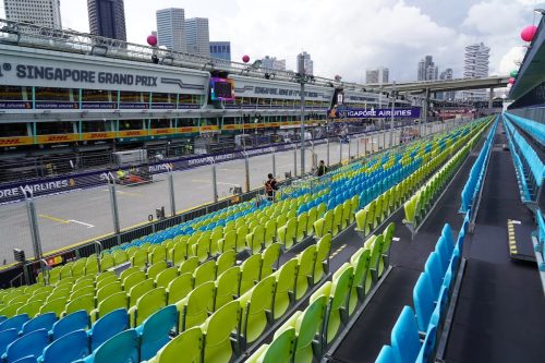 Singapore_GP_Pit_Grandstand_Section_A9_08841