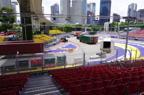 Singapore_GP_Turn_1_Grandstand_Section_A3_08560