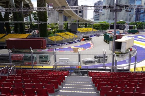 Singapore_GP_Turn_1_Grandstand_Section_A4_08573