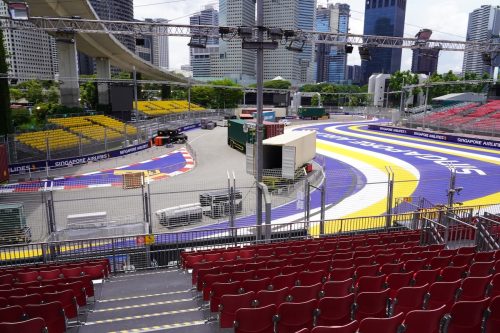 Singapore_GP_Turn_1_Grandstand_Section_A4_08574