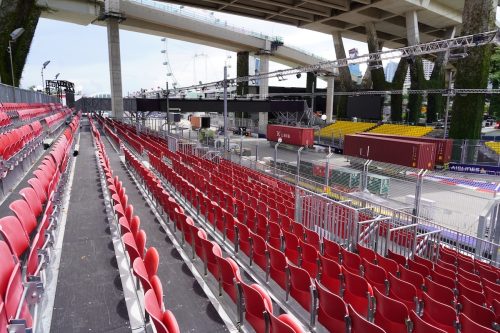 Singapore_GP_Turn_1_Grandstand_Section_A5_08581