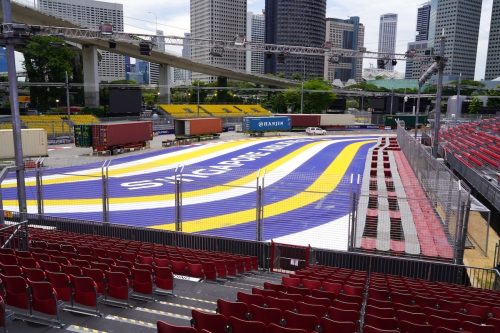 Singapore_GP_Turn_1_Grandstand_Section_A9_08625