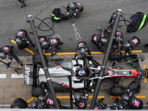haas pitlane f1 testing