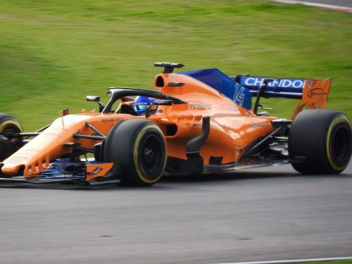mclaren alonso f1 testing 76
