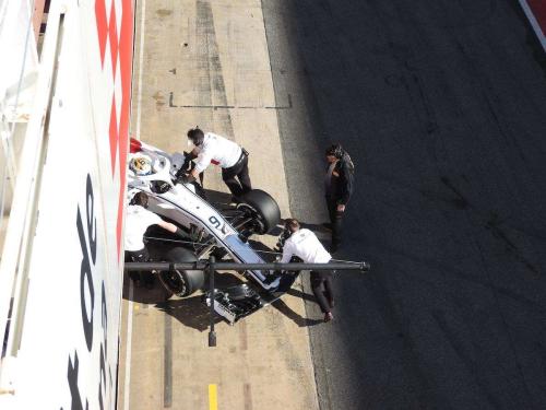 sauber f1 testing 52