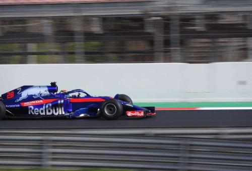 torro rosso f1 testing 32